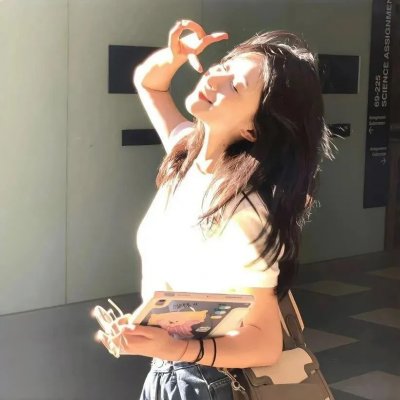 最是深情醒梦人